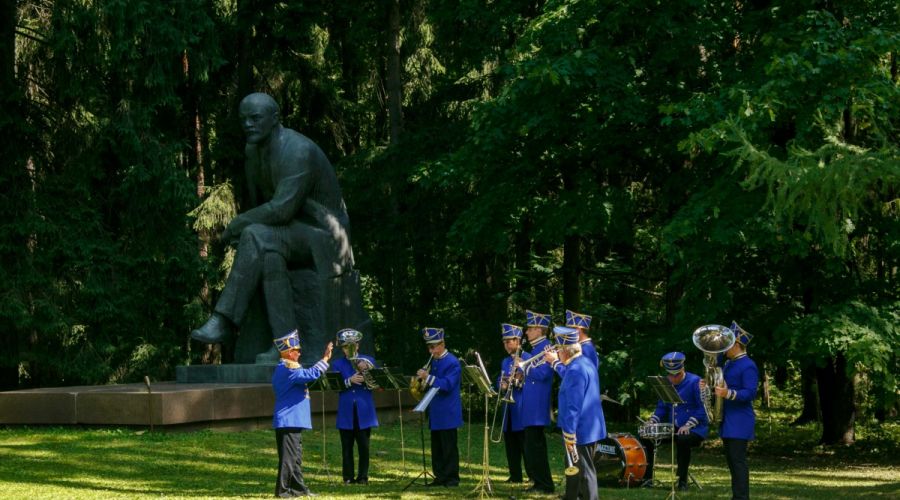 Голубая гостиная и мероприятия на открытом воздухе